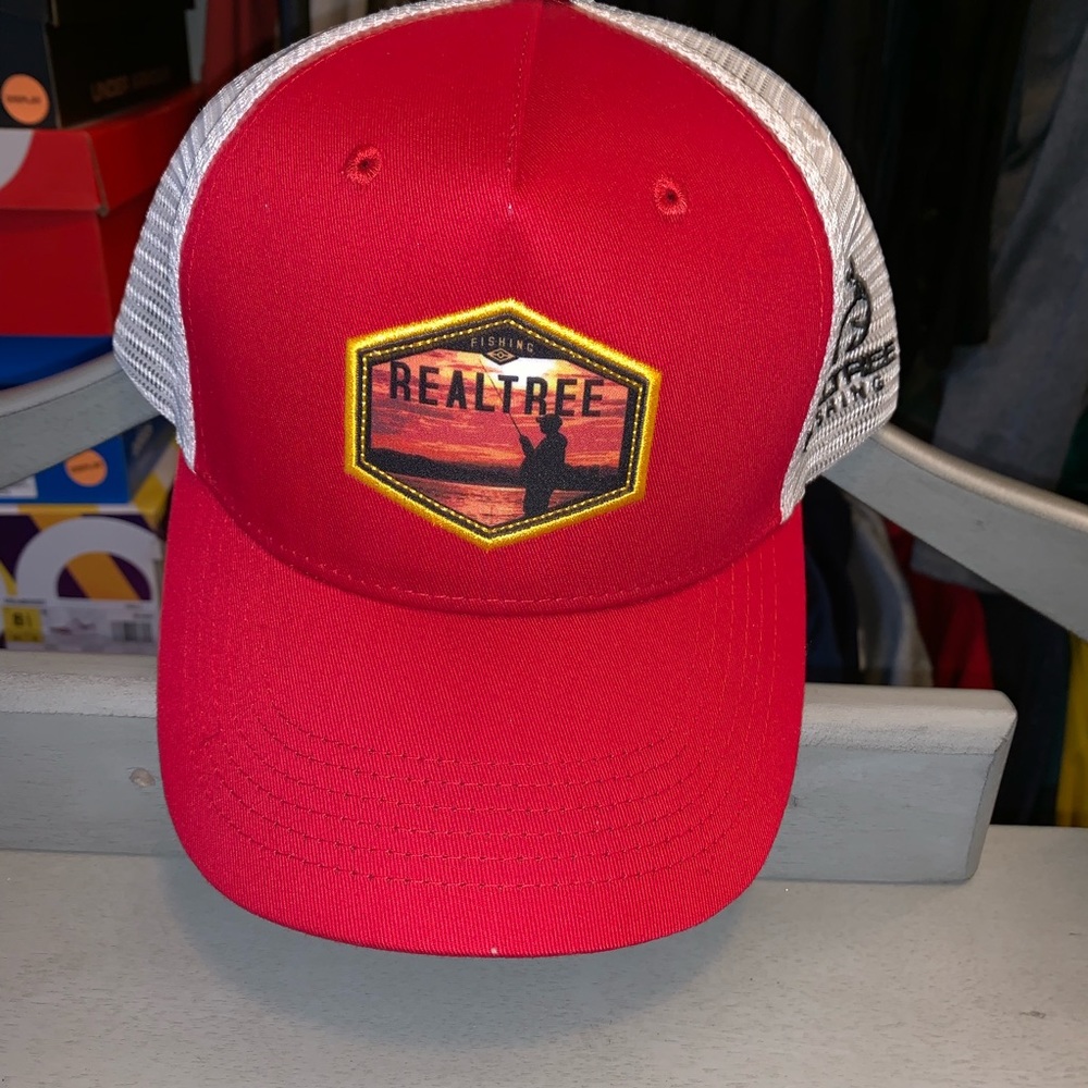REAL TREE HAT